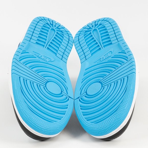 Air Jordan 1 Retro Low OG \'UNC\' CZ0790-104 size 8 Men 9.5 Women